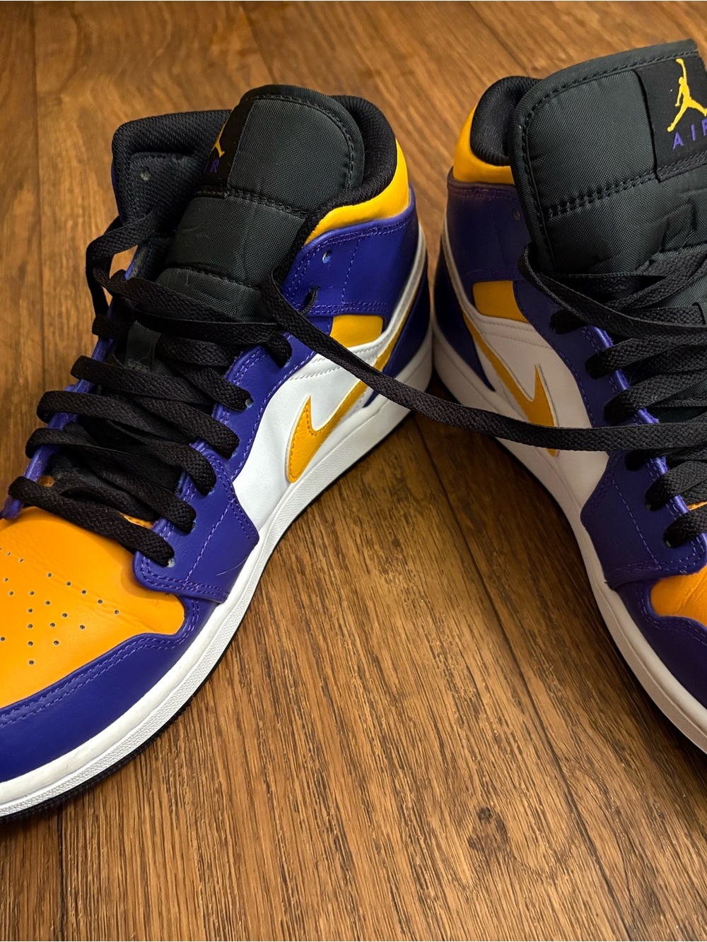 Nike Mid-Top Sneakers - Purple/Gold/White/Black